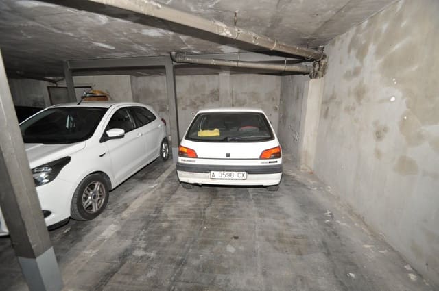 Autotalli myytävänä paikassa Pinoso - 70 000 € (Ref: 7280972)