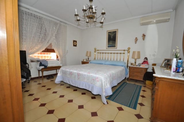 12 soverom Hus til salgs i Petrel / Petrer med garasje - € 1 575 000 (Ref: 7362936)