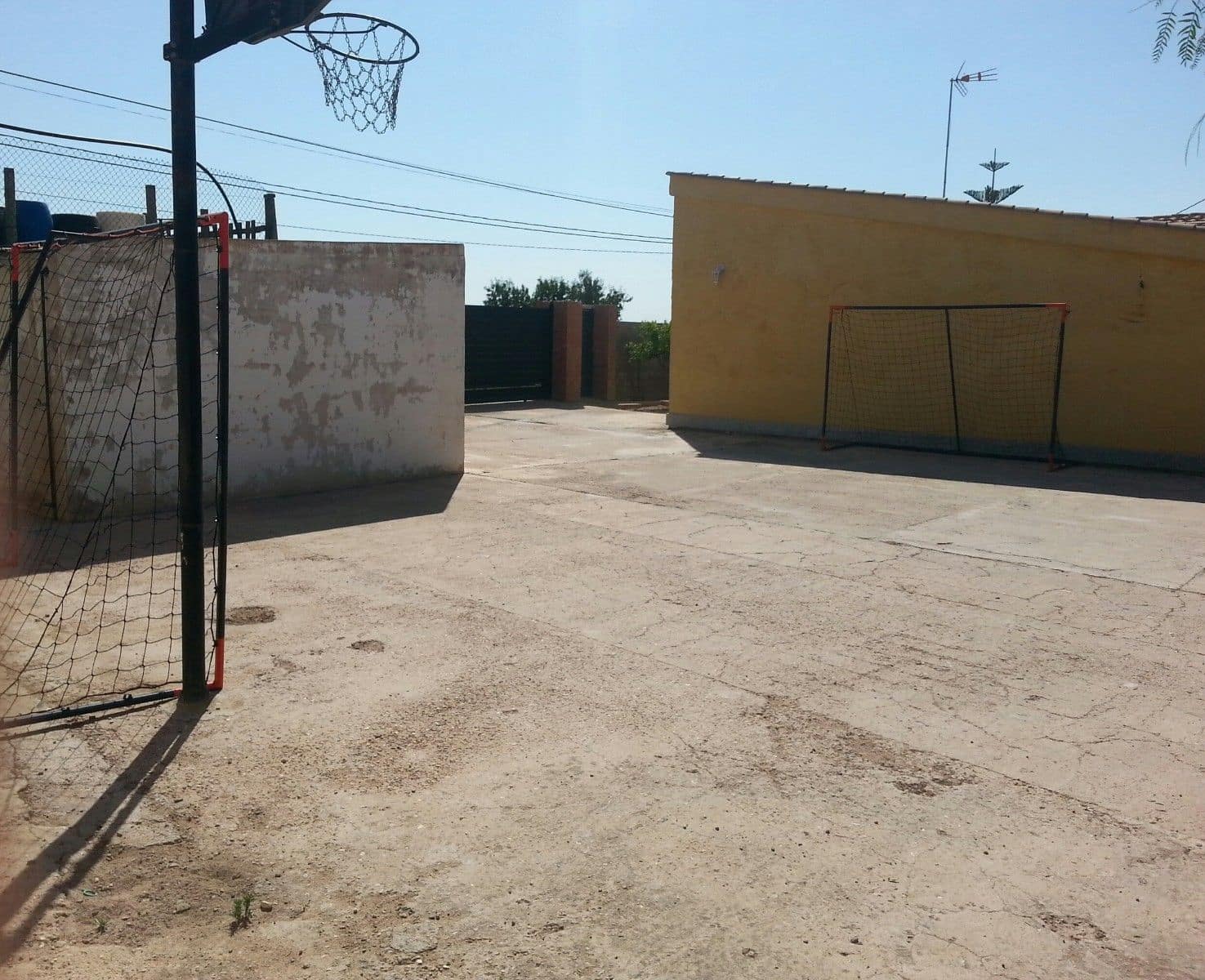3 slaapkamer Villa te koop in La Romana met zwembad garage - € 385.000 (Ref: 8137684)