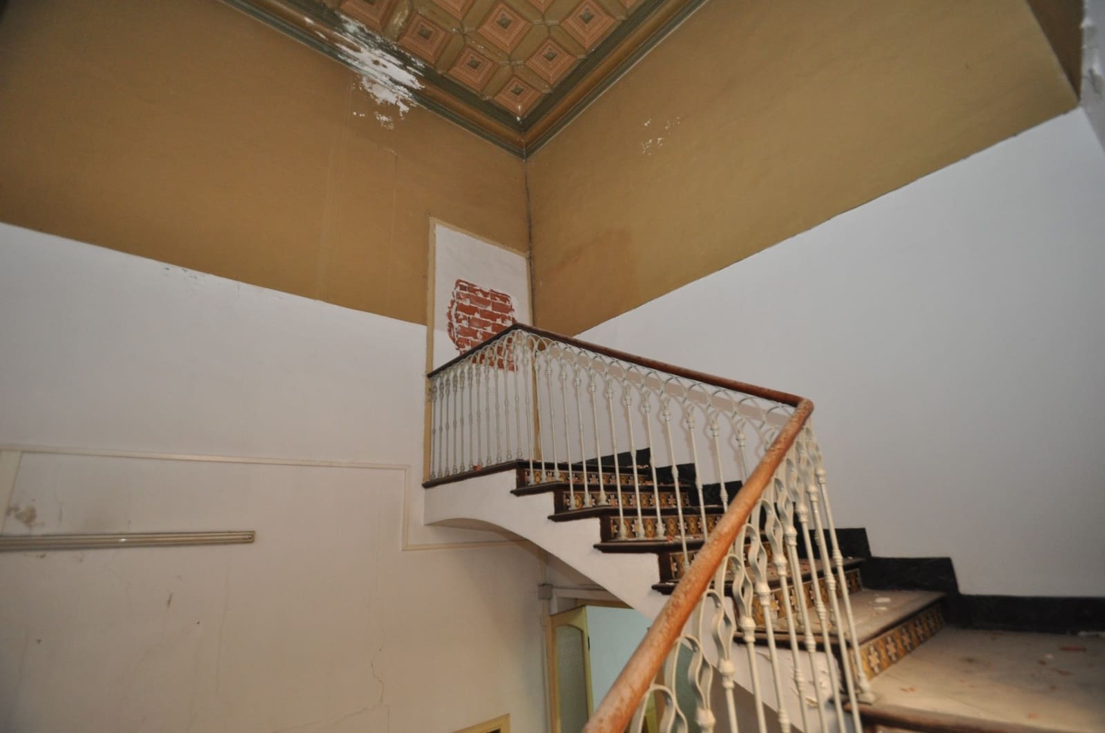 5 Zimmer Haus zu verkaufen in Monovar / Monover - 79.999 € (Ref: 8393409)