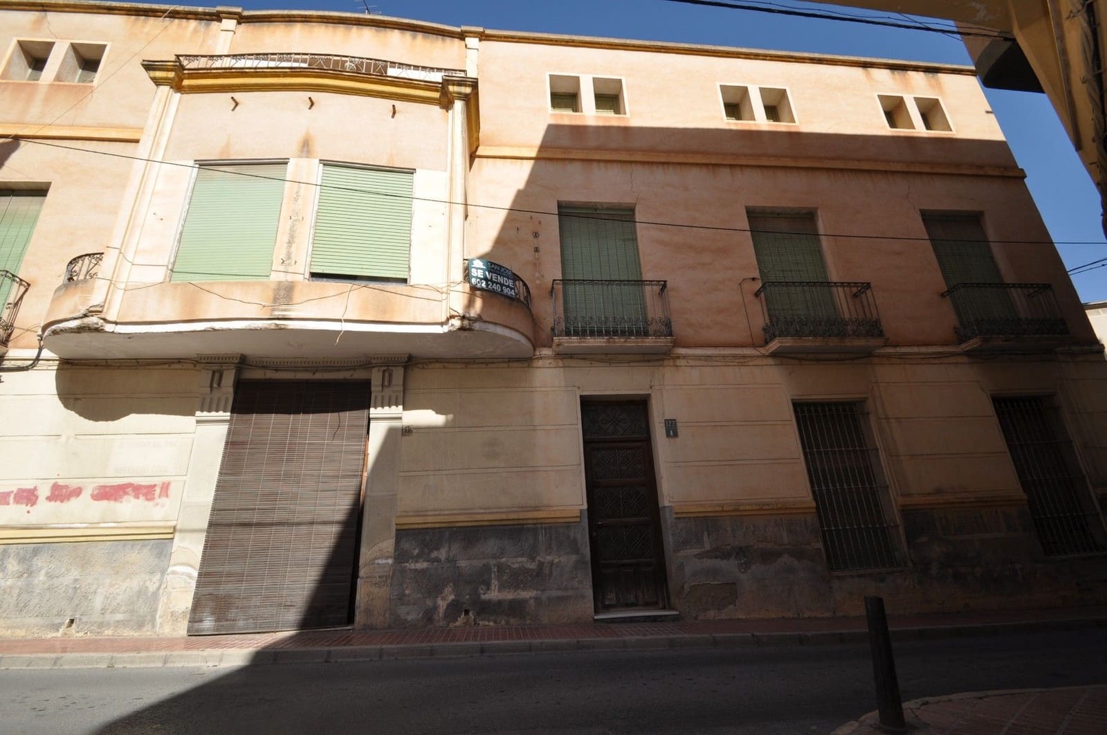 5 bedroom Townhouse for sale in Monovar / Monover - € 79,999 (Ref: 8393409)