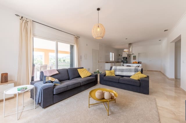 5 camera da letto Villa in vendita in La Romana con piscina - 404.995 € (Rif: 8402586)