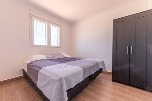 5 camera da letto Villa in vendita in La Romana con piscina - 404.995 € (Rif: 8402587)