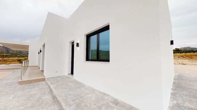 3 sypialnia Willa na sprzedaż w La Romana z basenem garażem - 449 995 € (Ref: 8405710)