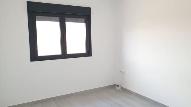 3 soveværelse Villa til salg i Pinoso med swimmingpool - € 314.995 (Ref: 8528282)