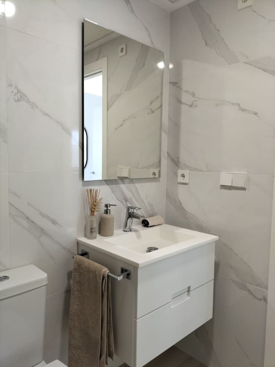 2 Zimmer Apartment zu verkaufen in Orihuela mit Pool Garage - 239.900 € (Ref: 8532239)