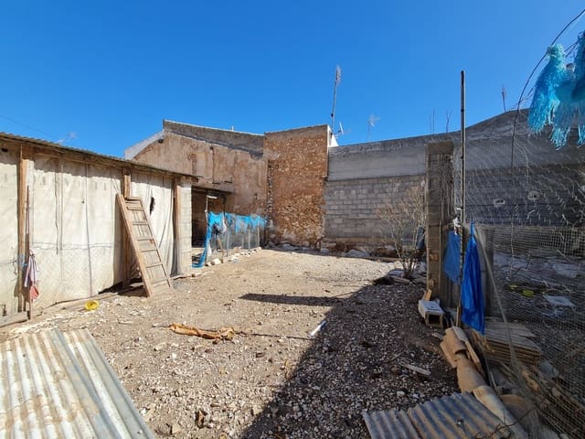 Mark till salu i Pinoso - 184 995 € (Ref: 8533283)