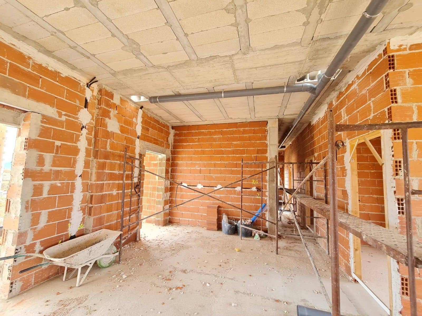 3 Zimmer Villa zu verkaufen in Pinoso mit Pool Garage - 365.000 € (Ref: 8575295)