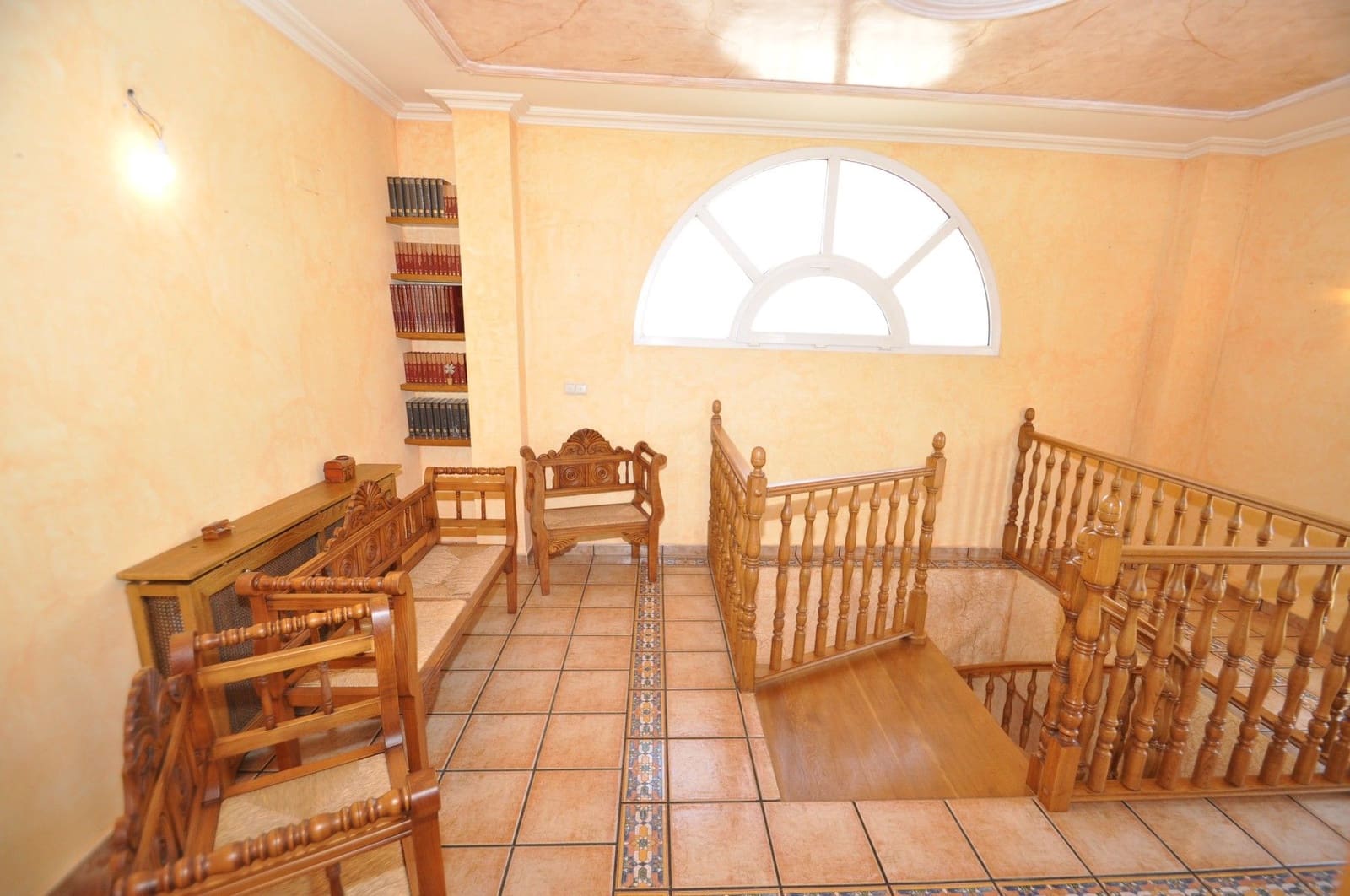 5 bedroom Villa for sale in L'Alguena / Alguenya with garage - € 272,995 (Ref: 8580523)