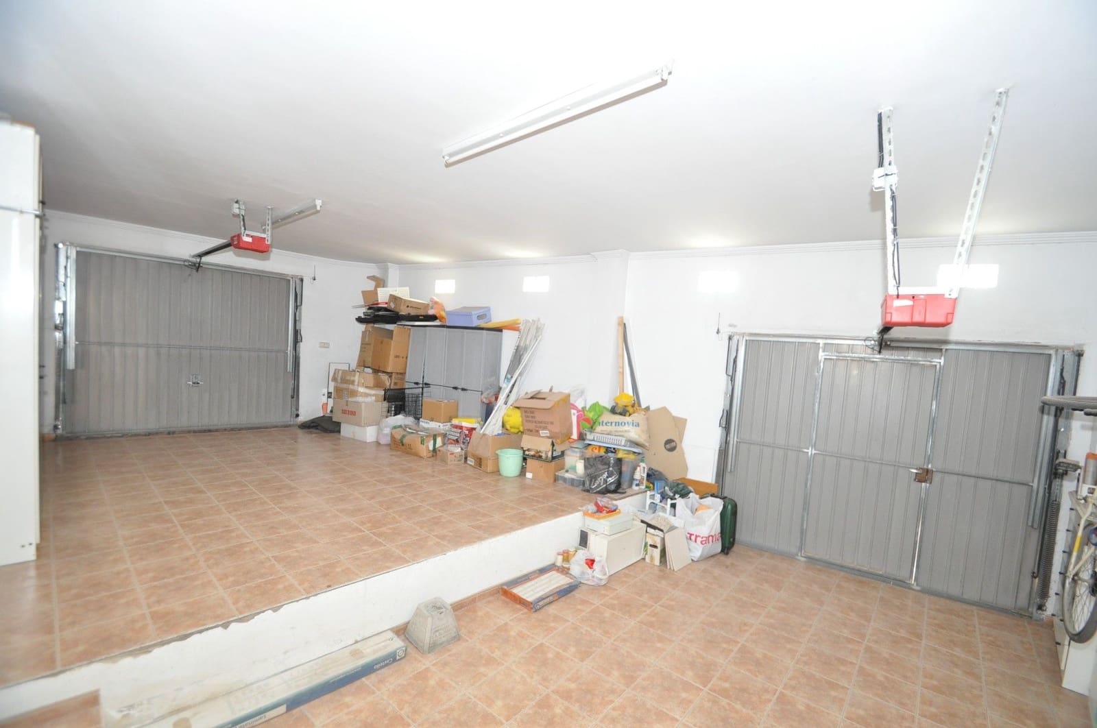 5 bedroom Villa for sale in L'Alguena / Alguenya with garage - € 272,995 (Ref: 8580523)