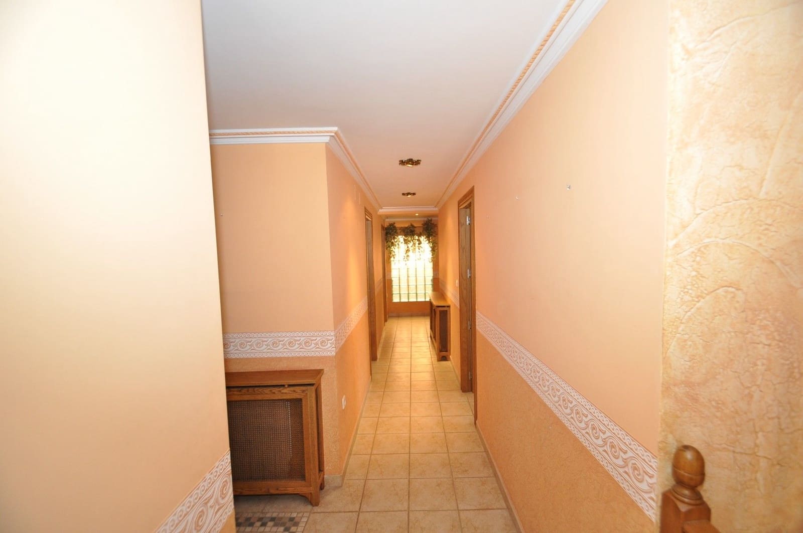 5 bedroom Villa for sale in L'Alguena / Alguenya with garage - € 272,995 (Ref: 8580523)