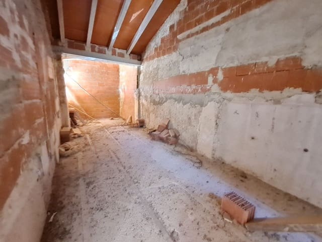 6 chambre Maison de Ville à vendre à Pinoso - 114 995 € (Ref: 8580524)