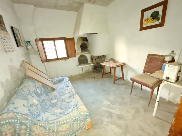 6 chambre Maison de Ville à vendre à Pinoso - 114 995 € (Ref: 8580524)