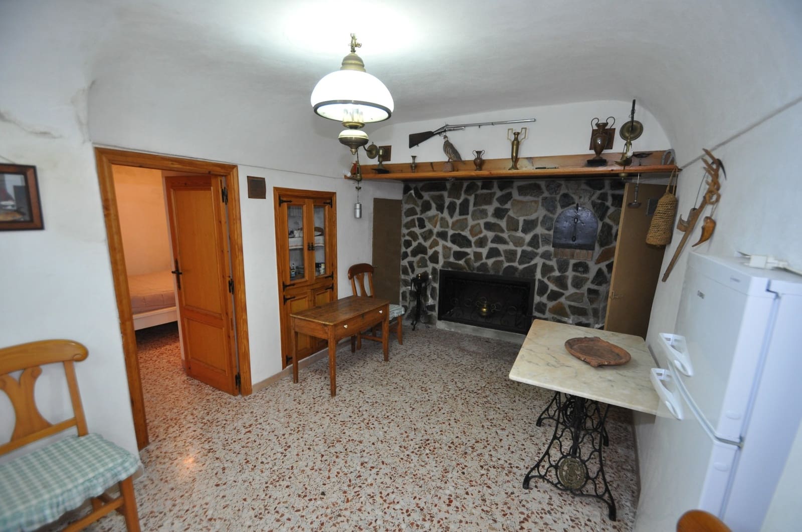 Casa Cueva de 4 habitaciones en Pinoso en venta con garaje - 189.000 € (Ref: 8602169)