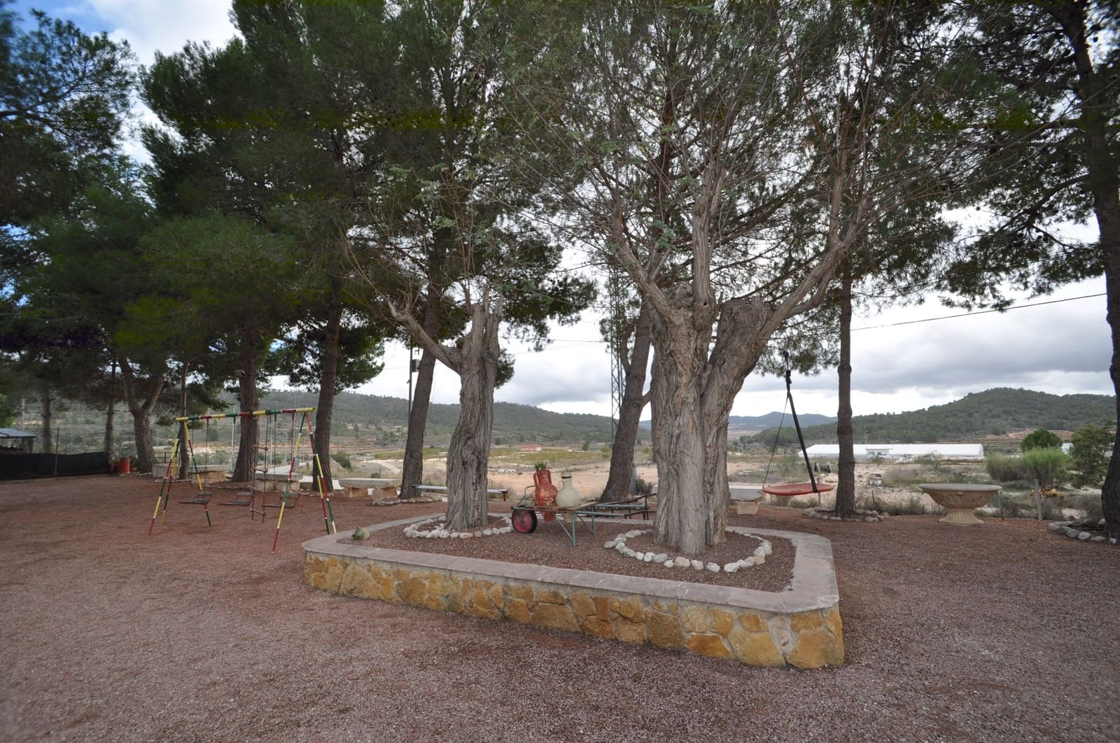 Casa Cueva de 4 habitaciones en Pinoso en venta con garaje - 189.000 € (Ref: 8602169)