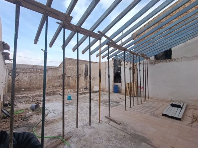 3 slaapkamer Huis te koop in Pinoso - € 70.995 (Ref: 8610223)