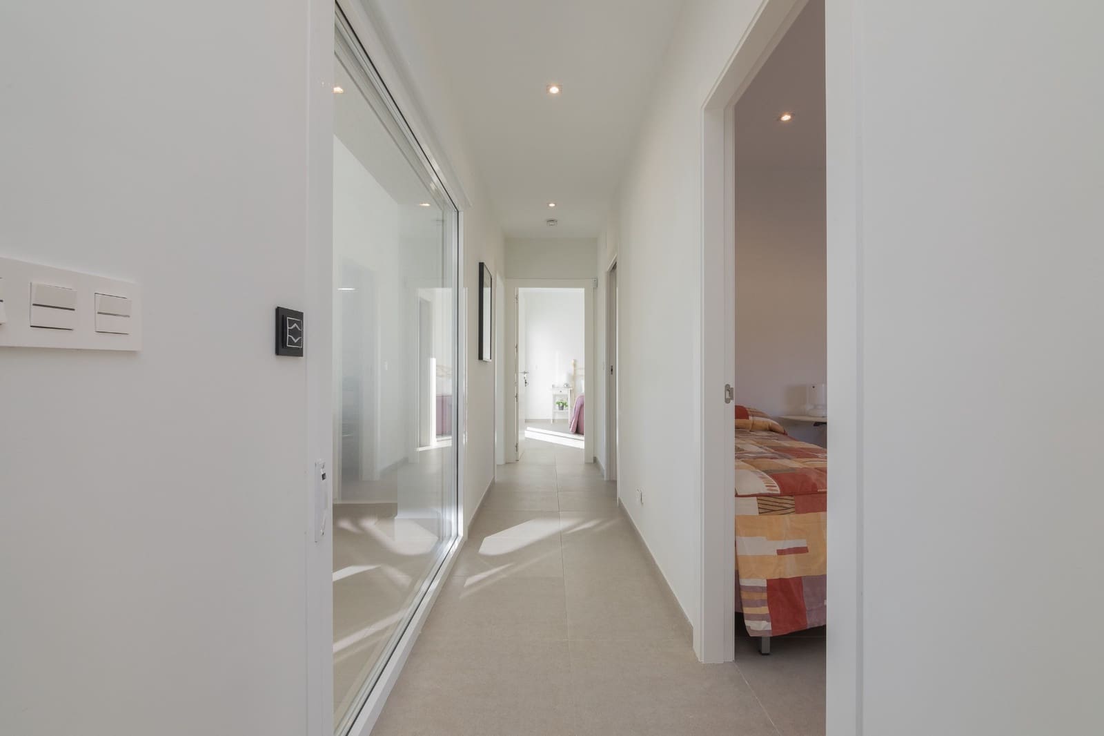 3 bedroom Villa for sale in Pinoso with pool - € 250,000 (Ref: 8620744)