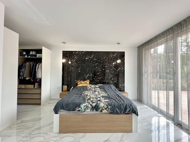 5 chambre Villa/Maison à vendre à Petrel / Petrer avec piscine - 849 995 € (Ref: 8620762)