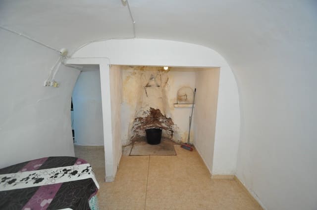 4 Zimmer Höhle zu verkaufen in Fortuna mit Garage - 79.995 € (Ref: 8638148)