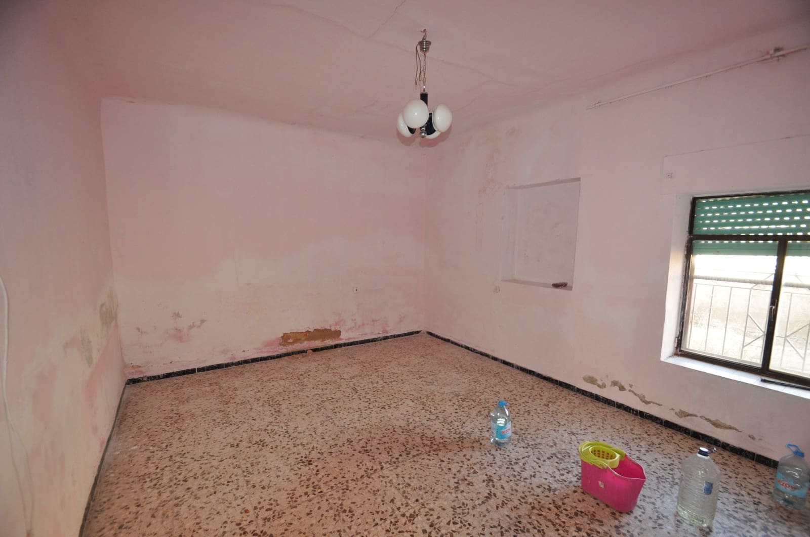 Casa de 3 habitaciones en Barinas en venta - 38.500 € (Ref: 8640565)