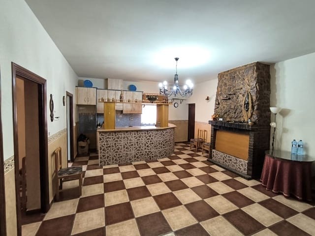 5 bedroom Villa for sale in Jumilla - € 159,000 (Ref: 8646914)