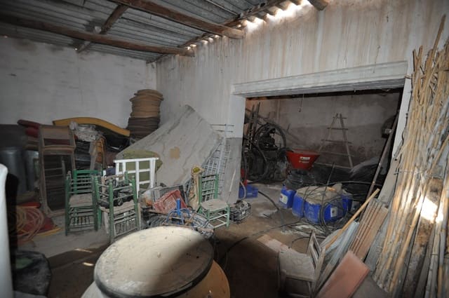 Garaż na sprzedaż w Jumilla - 70 000 € (Ref: 8654173)