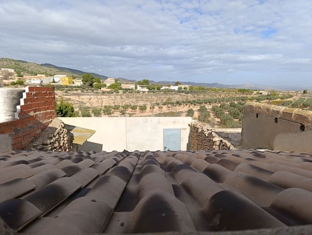 4 bedroom Townhouse for sale in Raspay, Yecla - € 46,000 (Ref: 8660049)