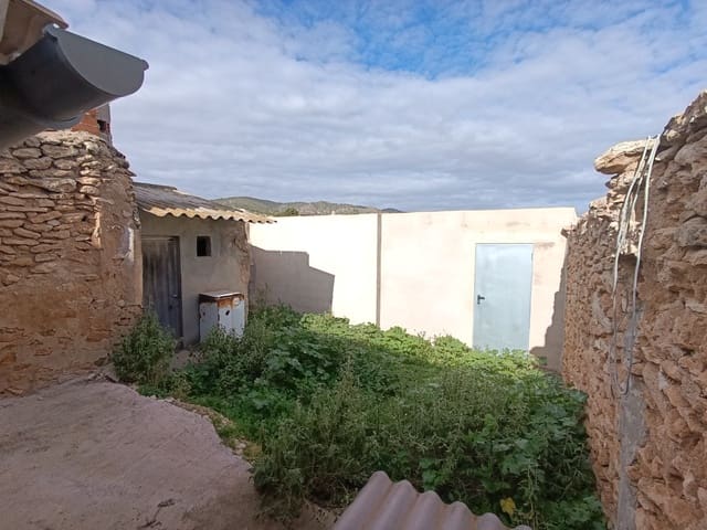 4 bedroom Townhouse for sale in Raspay, Yecla - € 46,000 (Ref: 8660049)
