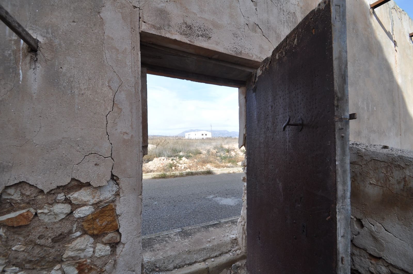 7 makuuhuone Omakotitalo myytävänä paikassa Pinoso mukana uima-altaan - 259 995 € (Ref: 8701408)