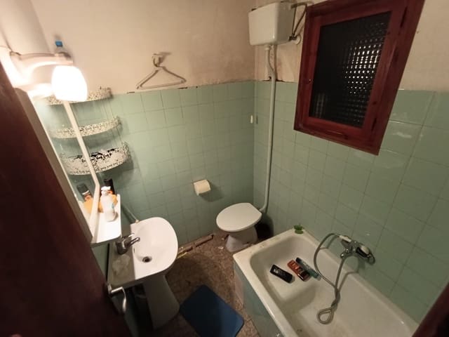 5 slaapkamer Huis te koop in Pinoso met garage - € 115.995 (Ref: 8742740)