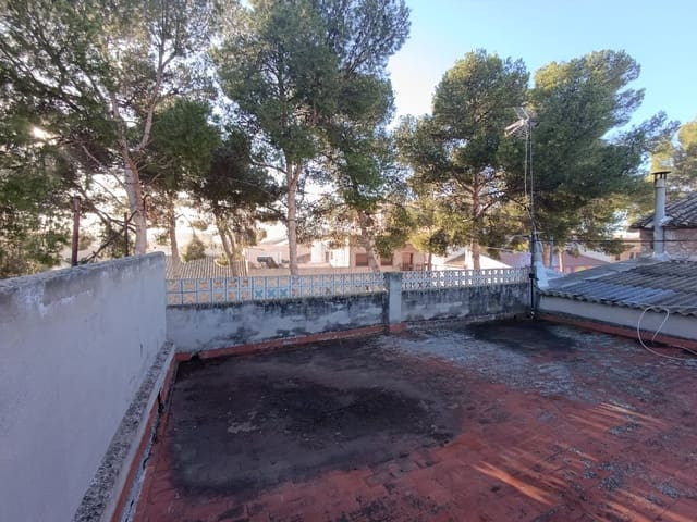 5 slaapkamer Huis te koop in Pinoso met garage - € 115.995 (Ref: 8742740)