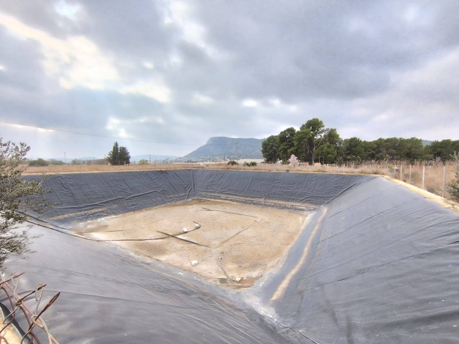 Erhverv til salg i Aspe - € 199.995 (Ref: 8834762)