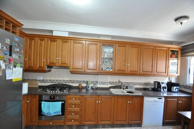 3 camera da letto Casa in vendita in Pinoso con garage - 136.500 € (Rif: 8834873)