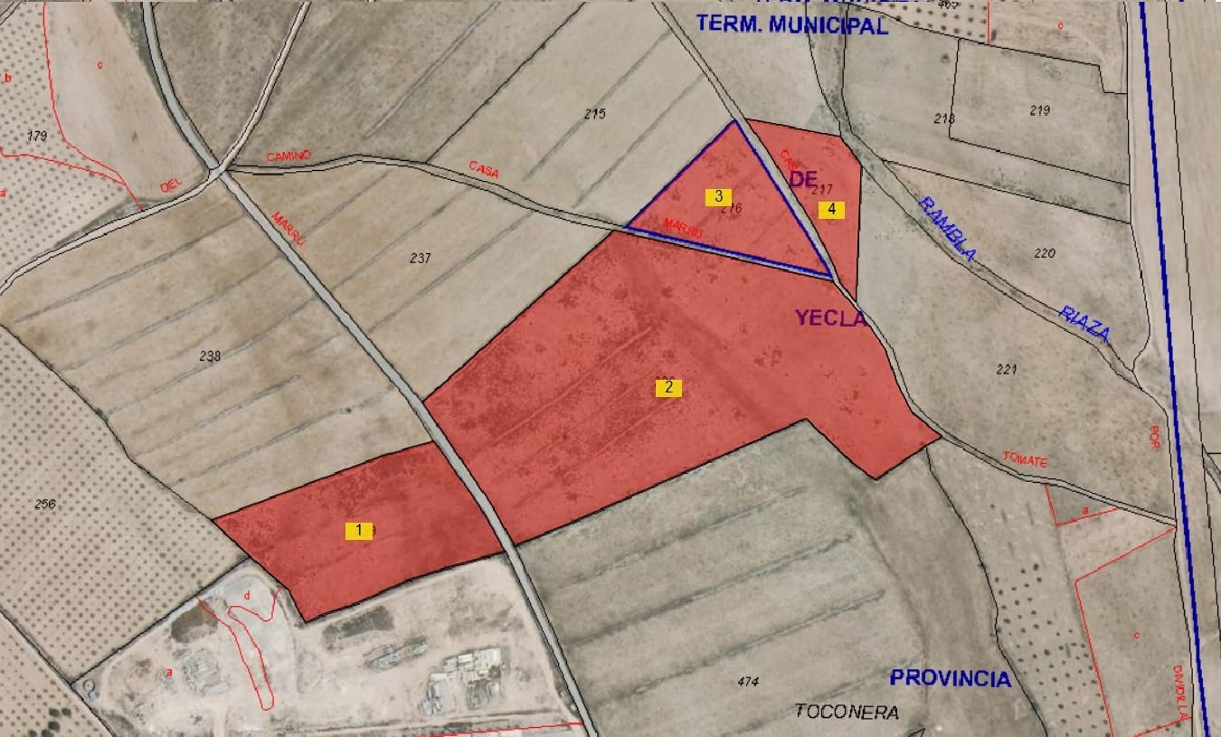 Grunde uden byggetilladelser til salg i Yecla - € 142.500 (Ref: 8845953)