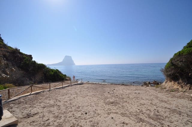 Commercieel te koop in Pueblo, Calpe / Calp met garage - € 249.995 (Ref: 8846899)