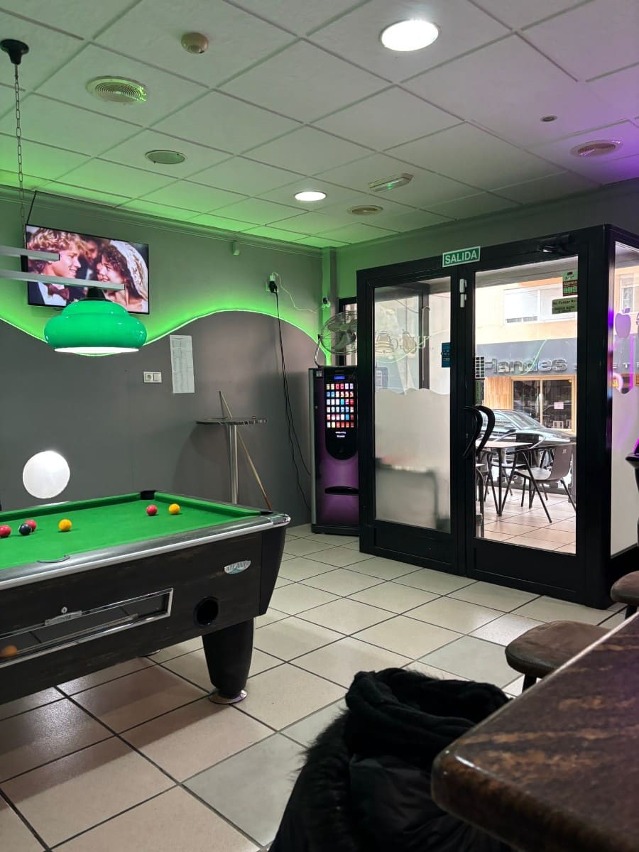 Kommersiell till salu i Calpe / Calp - 299 995 € (Ref: 8846900)