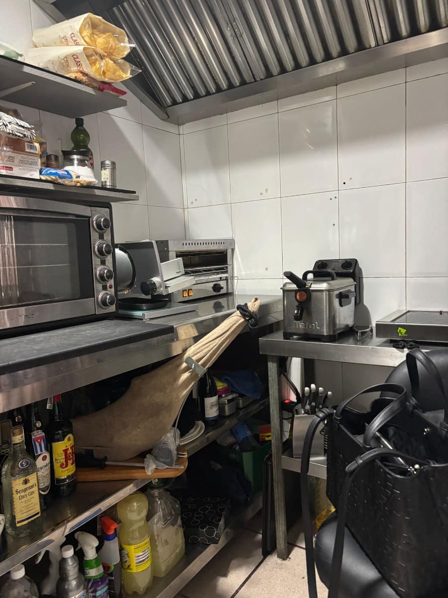 Kommersiell till salu i Calpe / Calp - 299 995 € (Ref: 8846900)