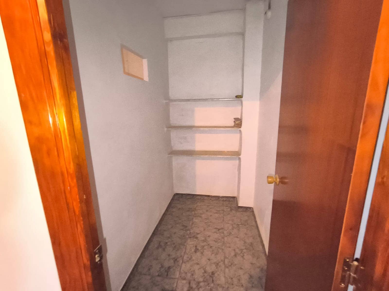 6 soverom Hus til salgs i Yecla med garasje - € 120 000 (Ref: 8851280)