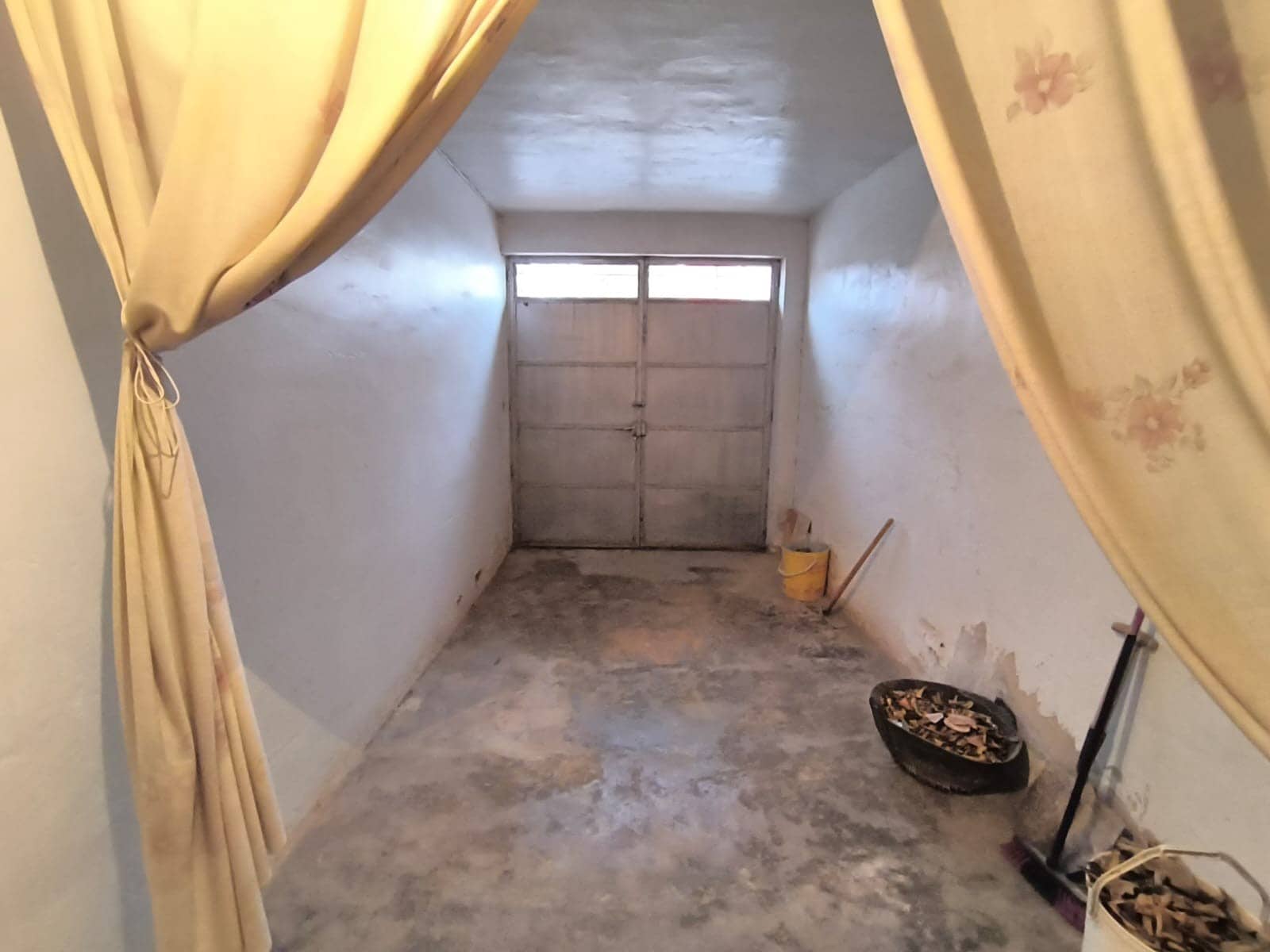 6 soverom Hus til salgs i Yecla med garasje - € 120 000 (Ref: 8851280)