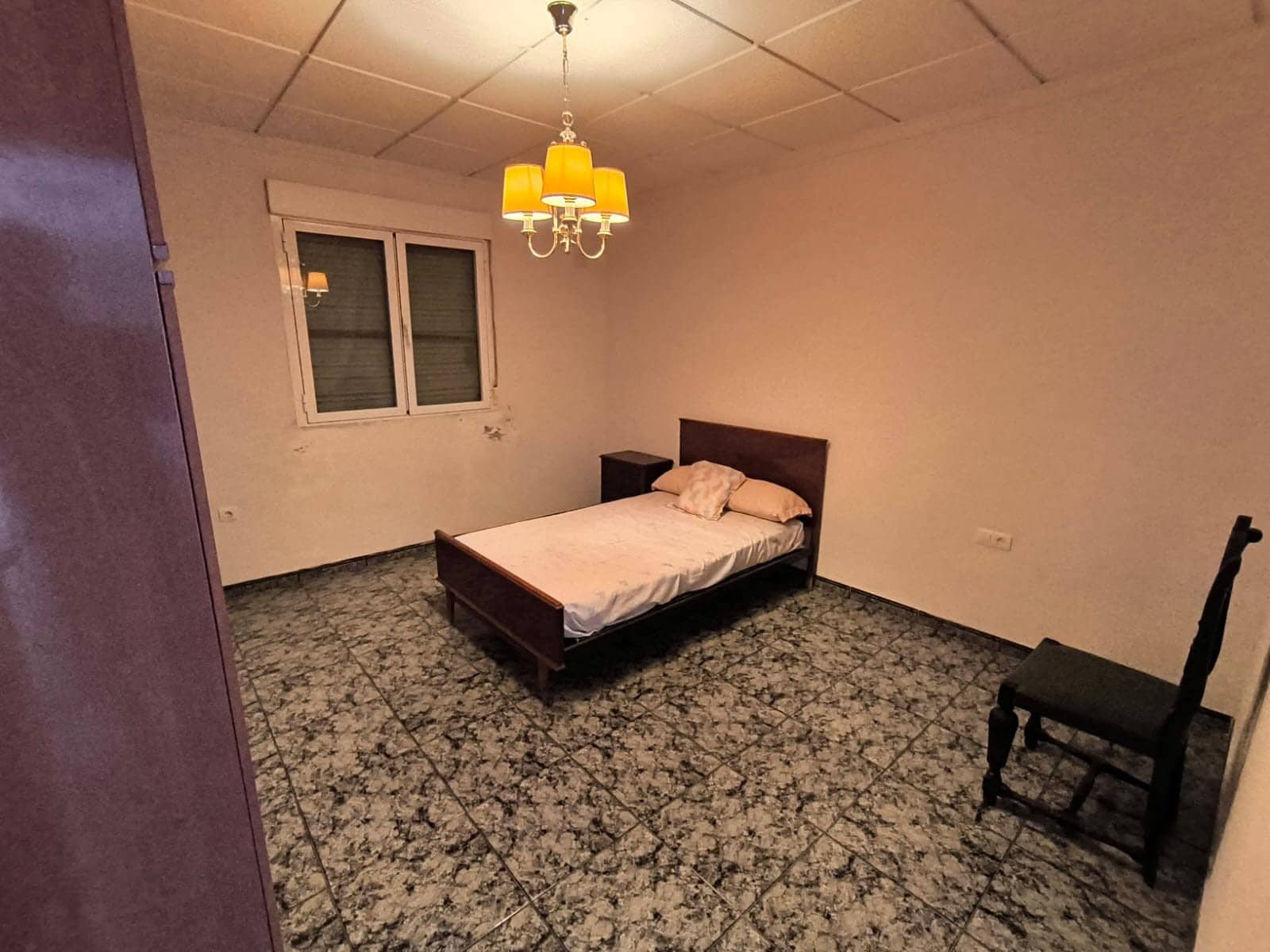 6 soverom Hus til salgs i Yecla med garasje - € 120 000 (Ref: 8851280)