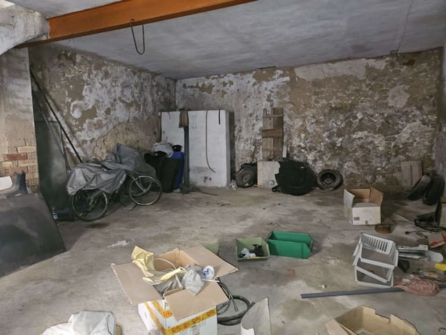 2 makuuhuone Omakotitalo myytävänä paikassa Monóvar / Monóver - 45 000 € (Ref: 8875946)