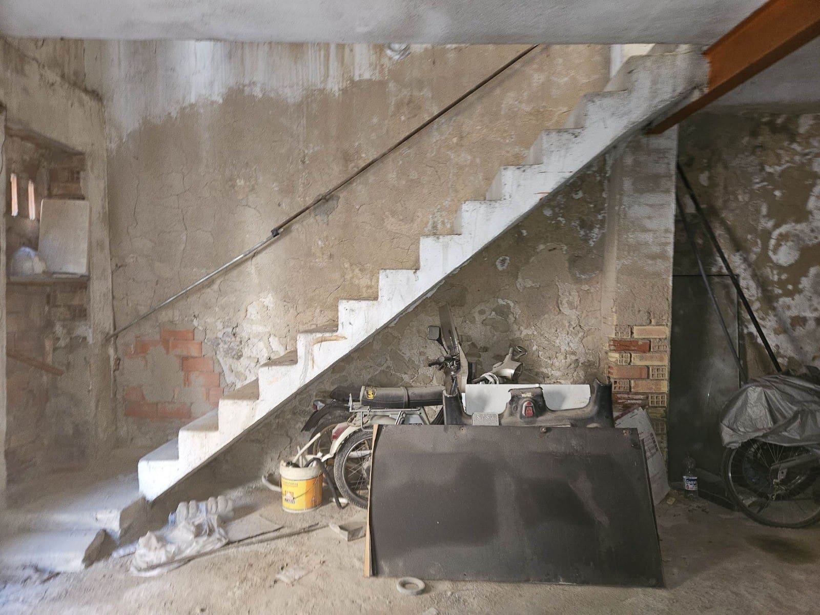 Casa de 2 habitaciones en Monóvar / Monóver en venta - 45.000 € (Ref: 8875946)