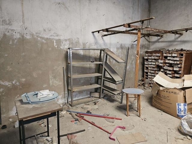 2 makuuhuone Omakotitalo myytävänä paikassa Monóvar / Monóver - 45 000 € (Ref: 8875946)