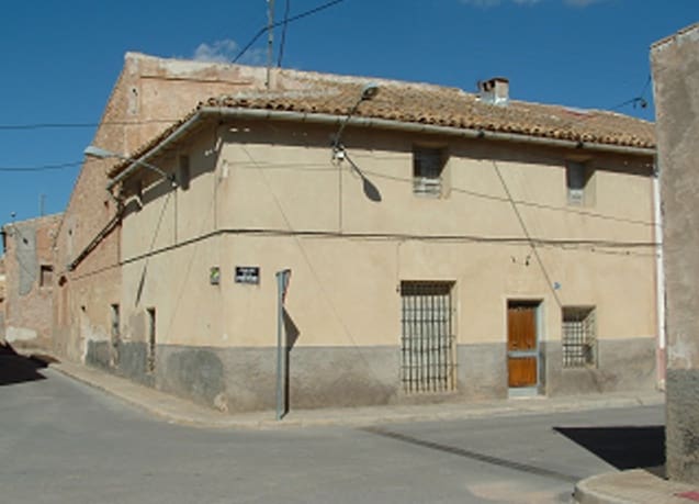 4 quarto Casa em Banda para venda em Pinoso - 56 800 € (Ref: 8886890)