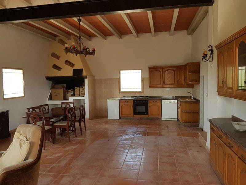 8 sypialnia Finka/Dom wiejski na sprzedaż w Yecla z garażem - 629 000 € (Ref: 8893456)