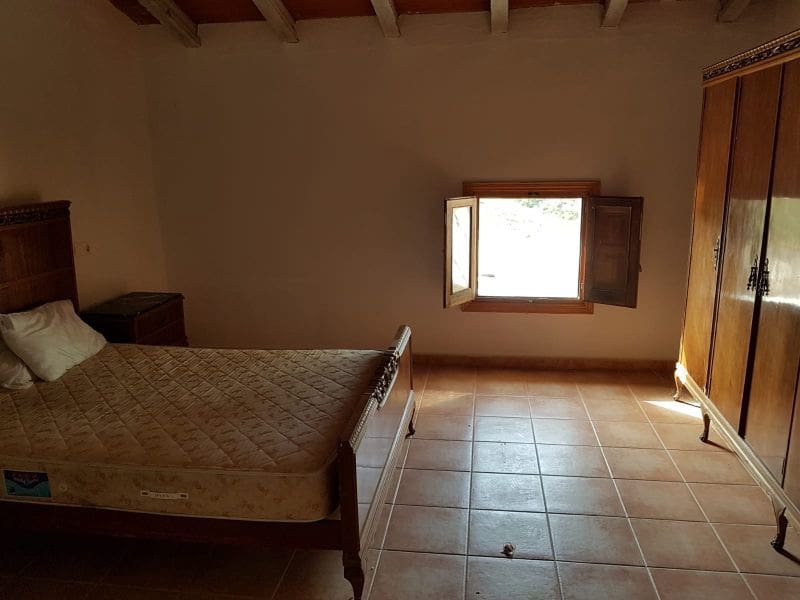 8 sypialnia Finka/Dom wiejski na sprzedaż w Yecla z garażem - 629 000 € (Ref: 8893456)