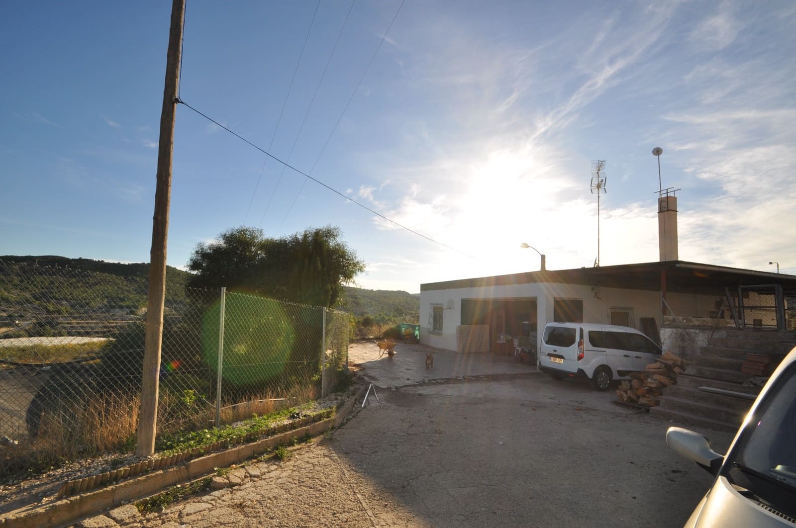 5 bedroom Villa for sale in Aspe with pool - € 239,995 (Ref: 8904776)