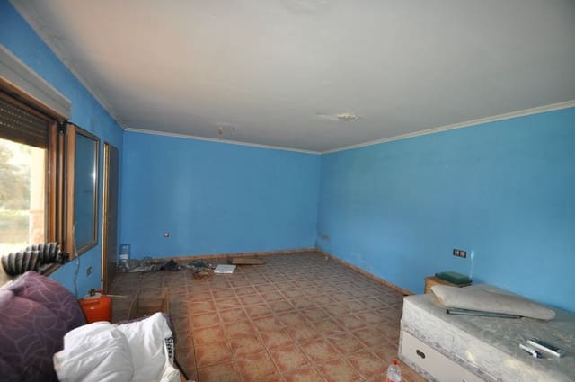 5 bedroom Villa for sale in Aspe with pool - € 239,995 (Ref: 8904776)