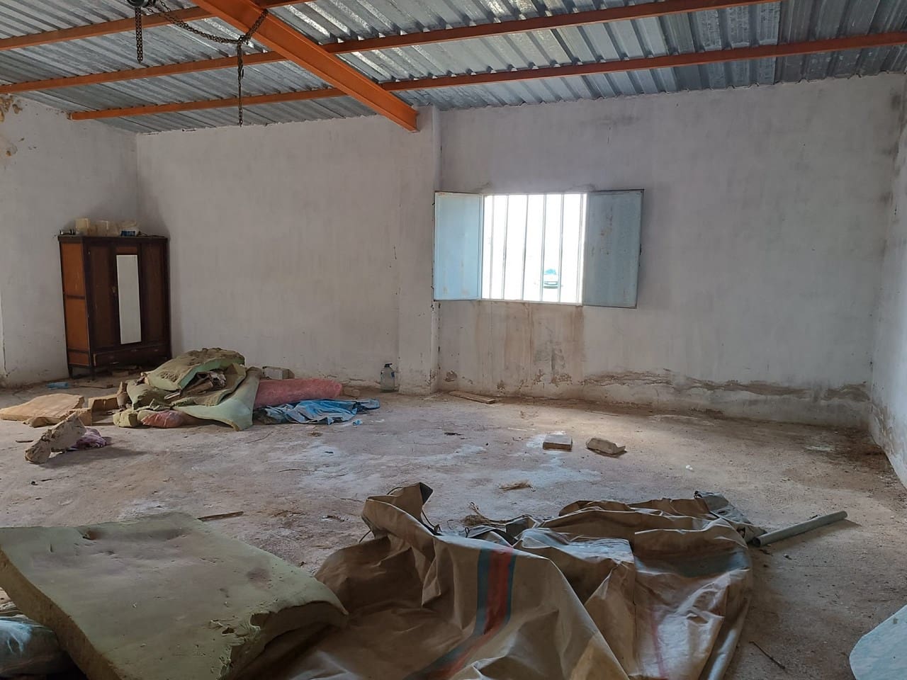 Finca/Herregård til salgs i Yecla - € 29 000 (Ref: 8920399)