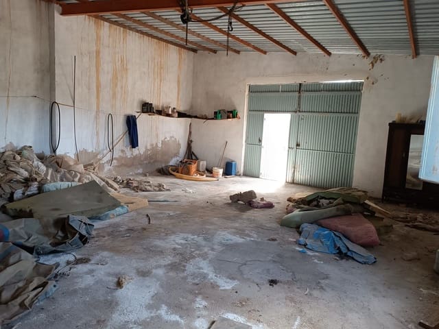 Finca/Herregård til salgs i Yecla - € 29 000 (Ref: 8920399)